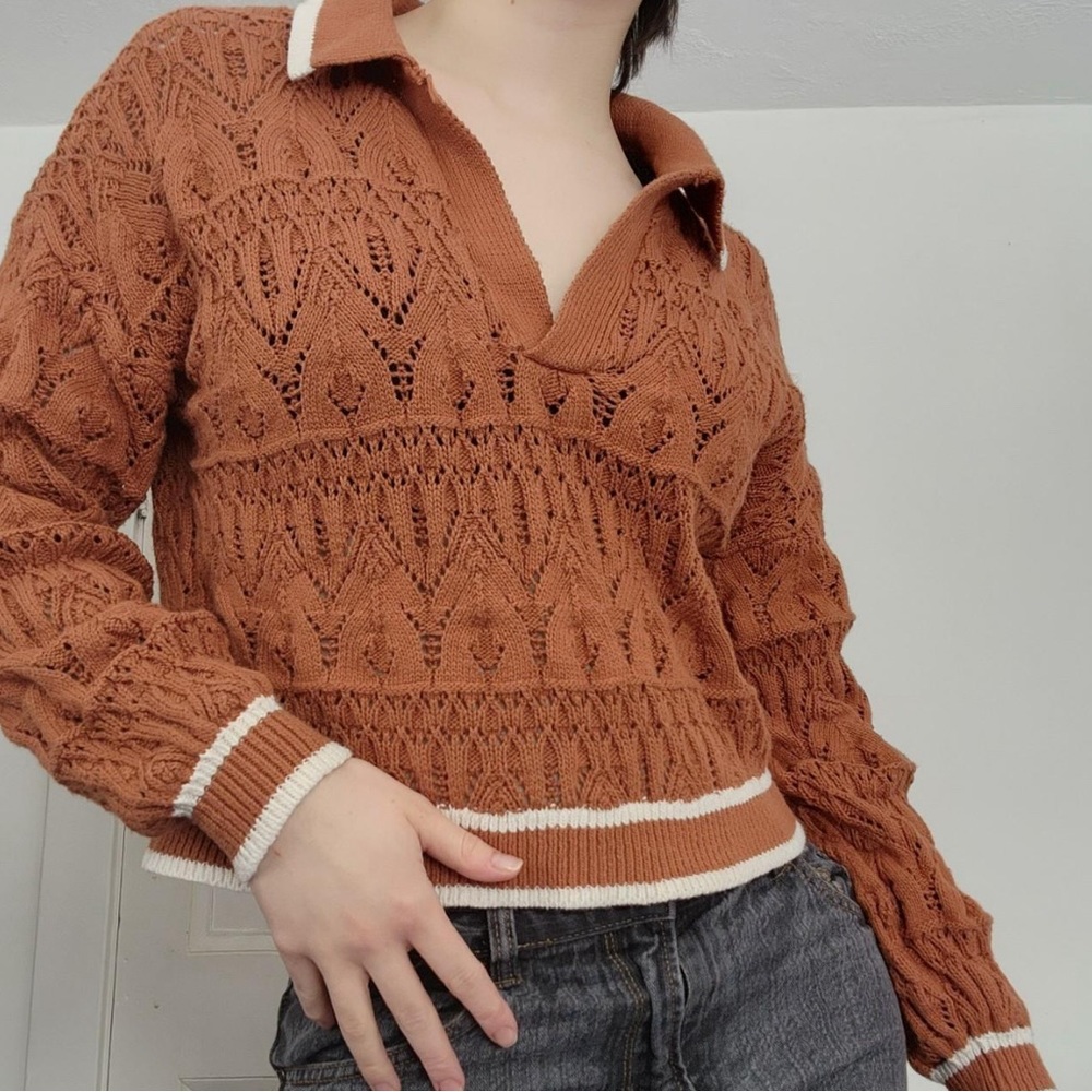 Universal Thread burnt orange crochet sweater med